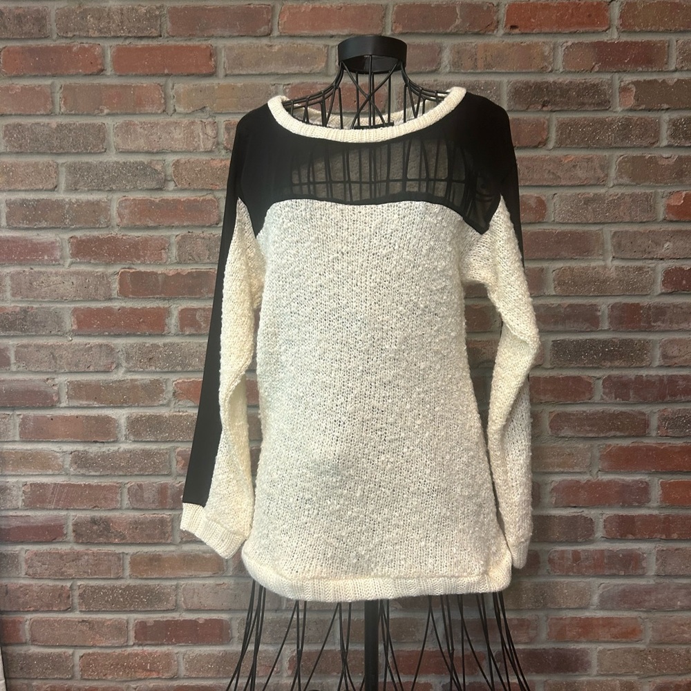 Isabel Lu New With Tags Long Sleeve White with Black Sheer.  Size Large.
